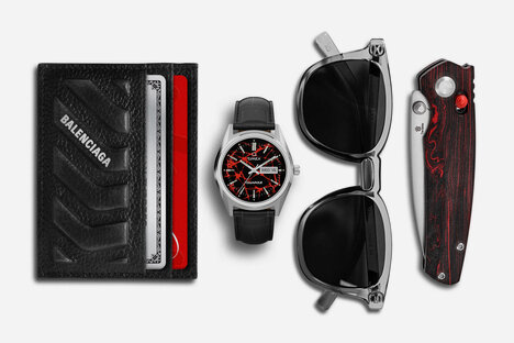 Everyday Carry: Vega