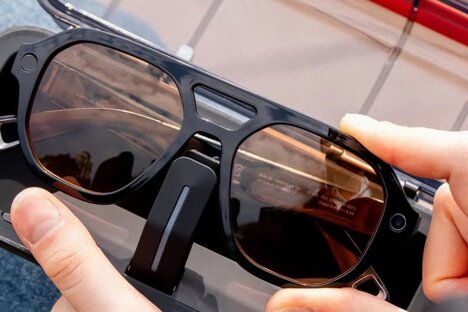 L'Atitude 52°N Berlin Smart Glasses