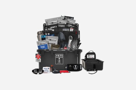 Uncharted Supply Basecamp 30L Yeti Survival System