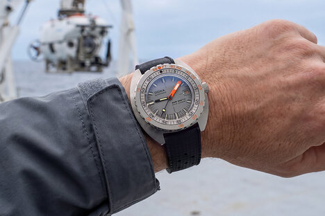Doxa Sub 300 Ti5 Clive Cussler Watch