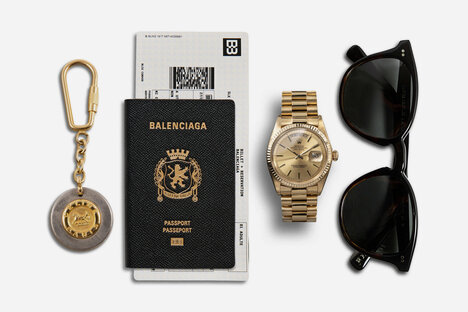 Everyday Carry: International