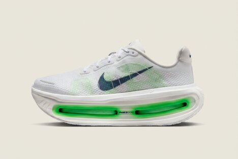 Nike Vomero Premium Running Shoes