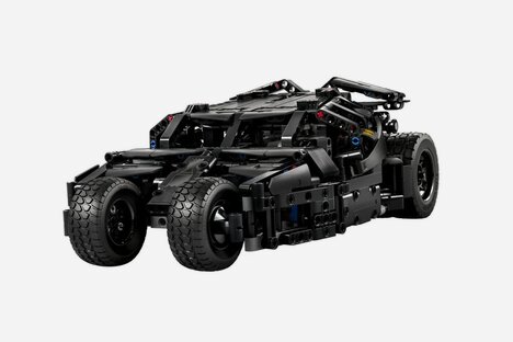 LEGO Technic Batmobile Tumbler