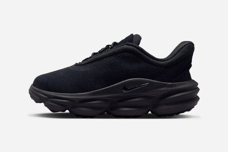 Nike 24.7 Shoe