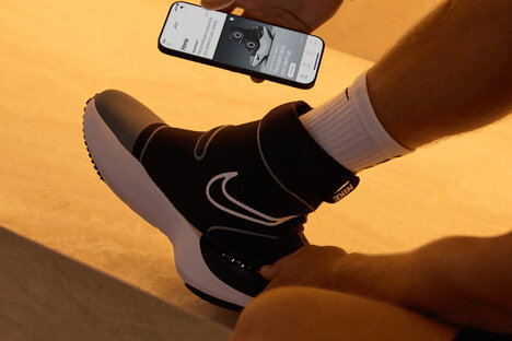 Nike x Hyperice Hyperboot