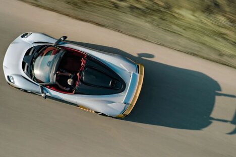 Aston Martin Valhalla Spider Supercar