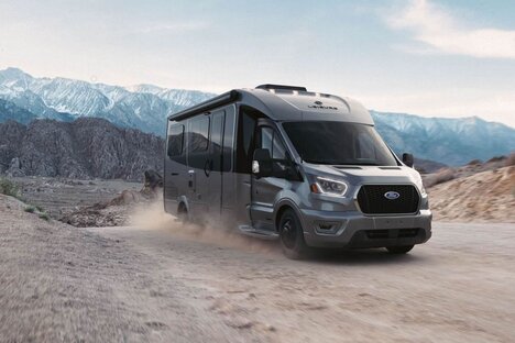 Leisure Travel Vans Wonder FX Motorhome