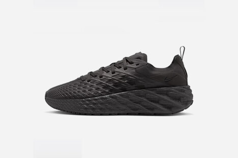 Nike Ava Edge