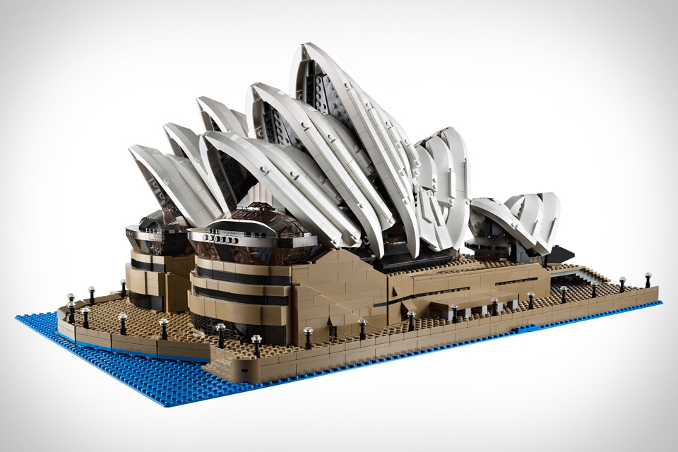 Lego Sydney Opera House