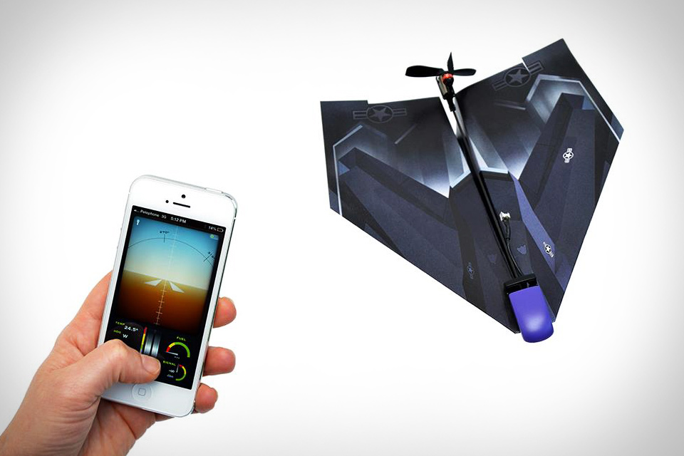 PowerUp 3.0 iPhone-Controlled Paper Airplane