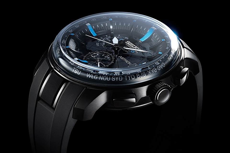 Часы Seiko Astron с GPS и солнечной батареей