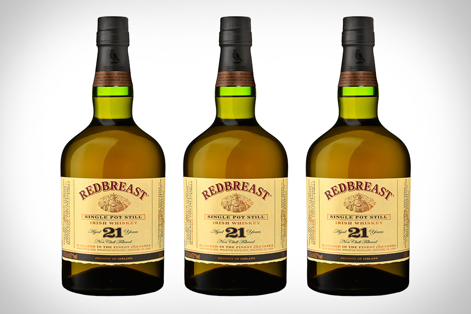 Irish whiskey mountain boy. Виски Castle Redbreast. Ирландский виски. Ирландский виски ирландские напитки. Single Pot still Whiskey ирландские напитки.