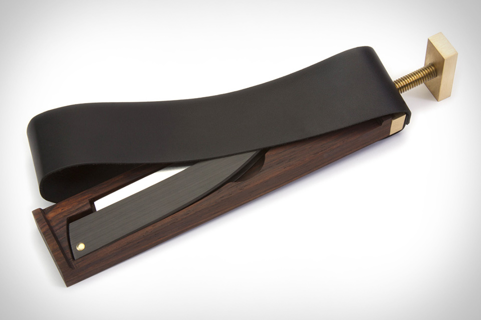 Bison Made Paddle Strop Razor Case