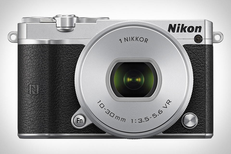Nikon 1 J5 Camera