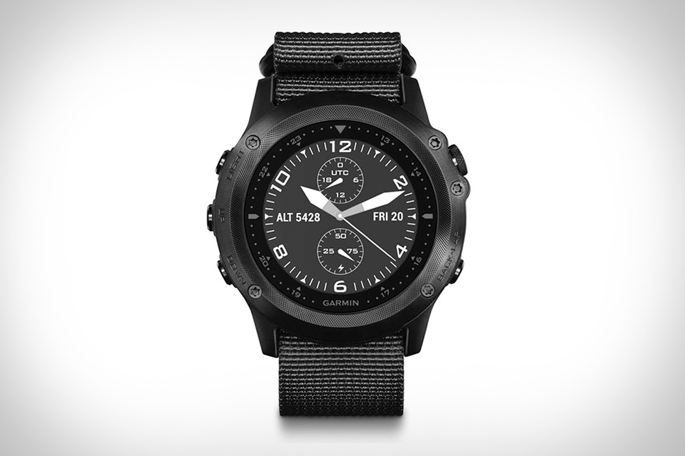 GPS-часы Garmin Tactix Bravo