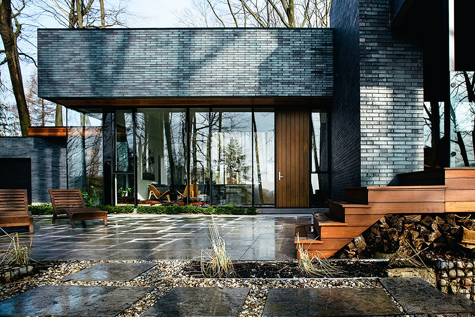 Fallsview House
