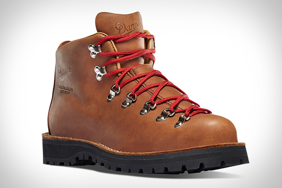 Danner Mountain Light Cascade Clovis Boot