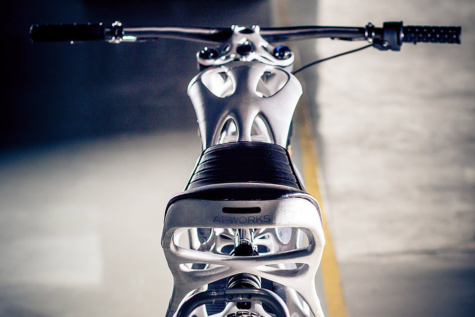 Light Rider 3D Printed Electric Motorcycle Uncrate