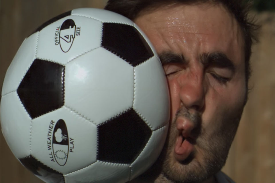 Football to the Face | Uncrate