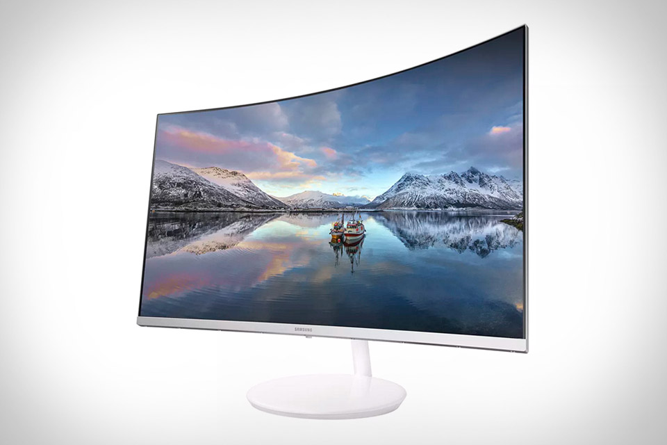 Samsung Quantum Dot Curved Monitor