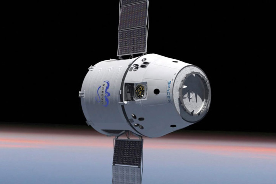 SpaceX Dragon Moon Flights