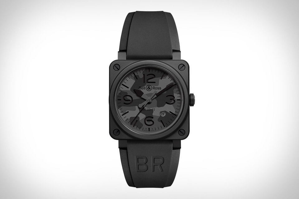 Черные камуфляжные часы Bell & Ross BR03-92
