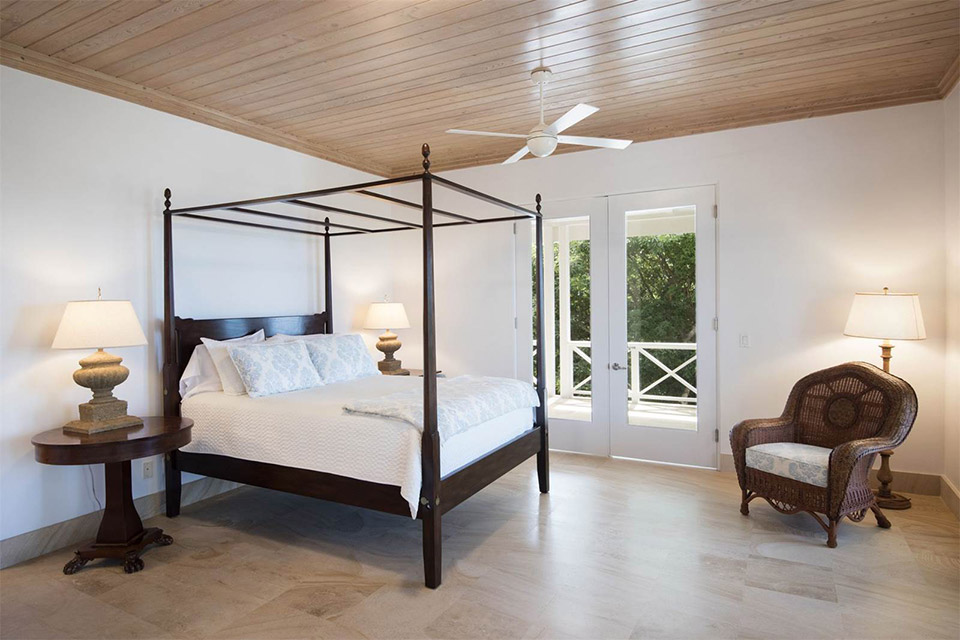 Foot's Cay Private Island Uncrate