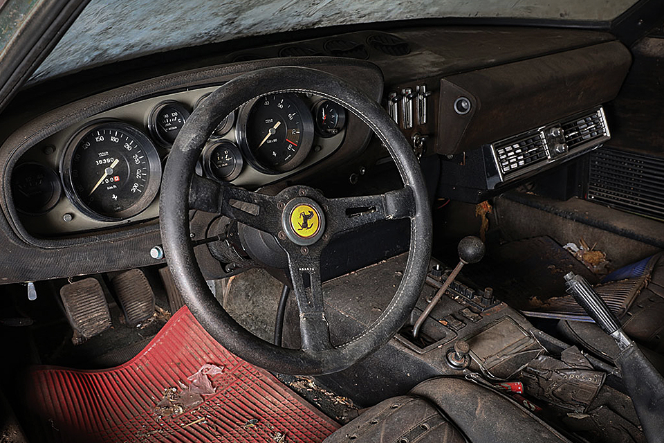 ferrari-365-barn-3.jpg