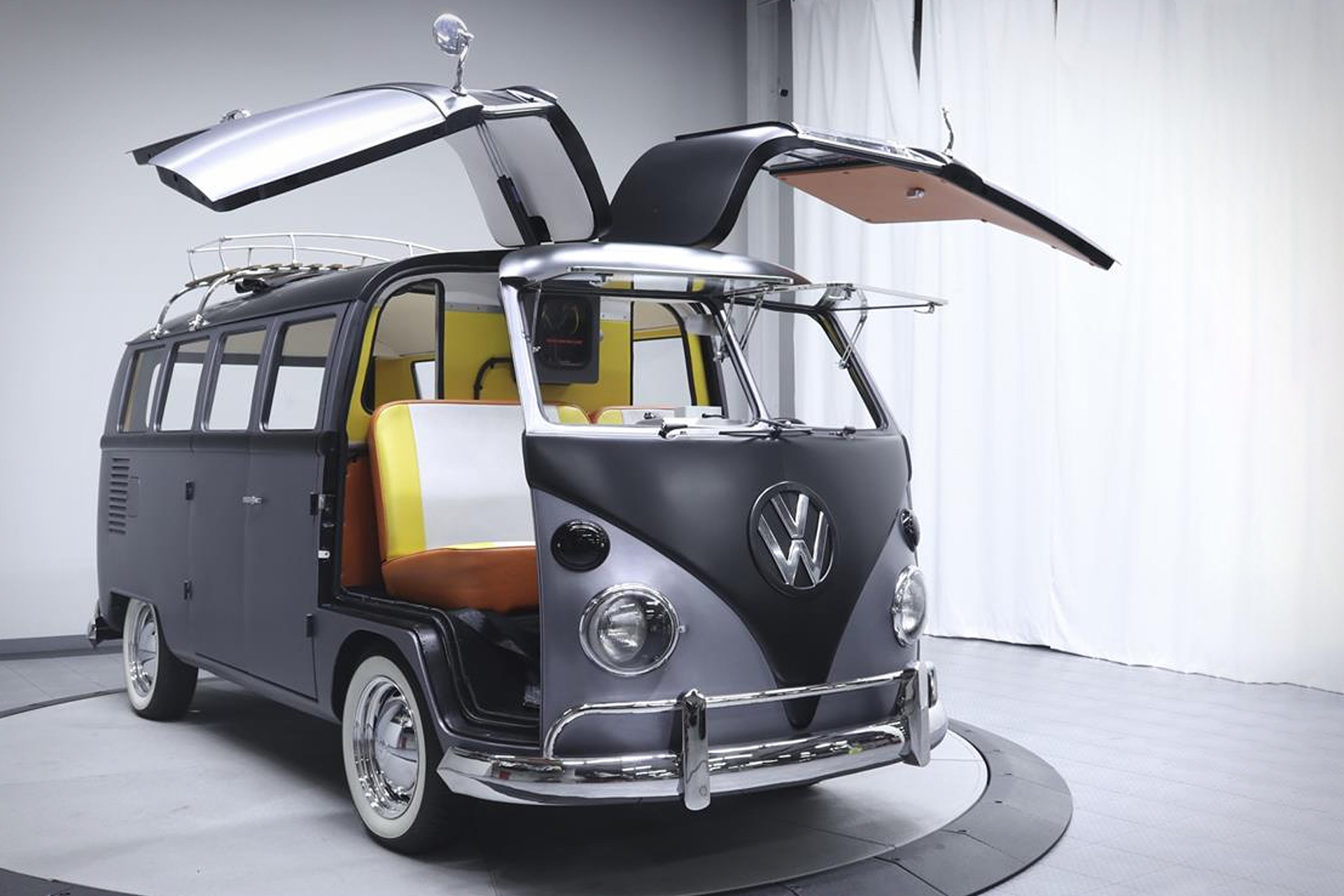 Автобус Volkswagen 1967 года назад в будущее