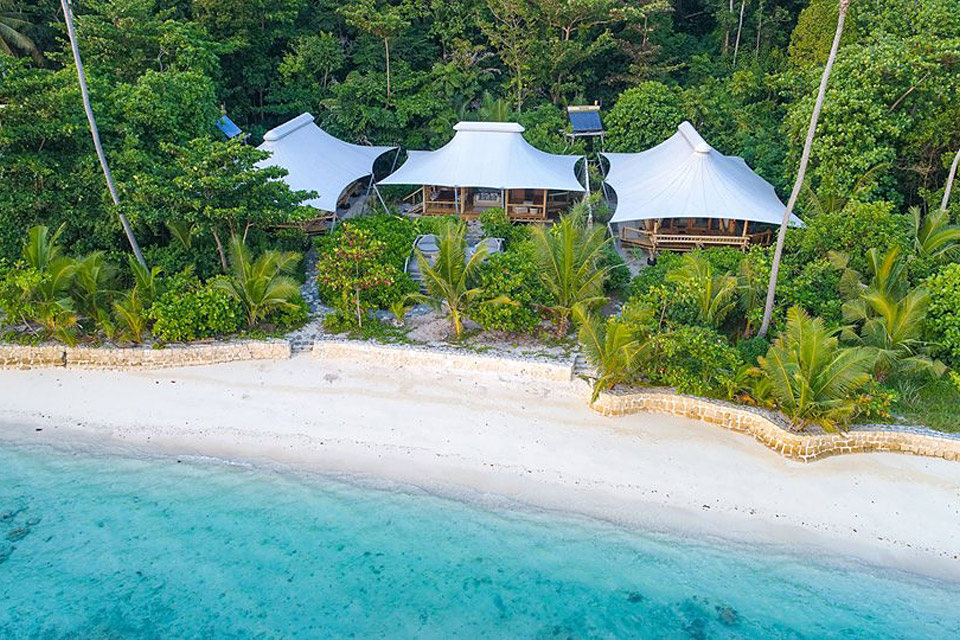 Bawah Island Resort | Uncrate