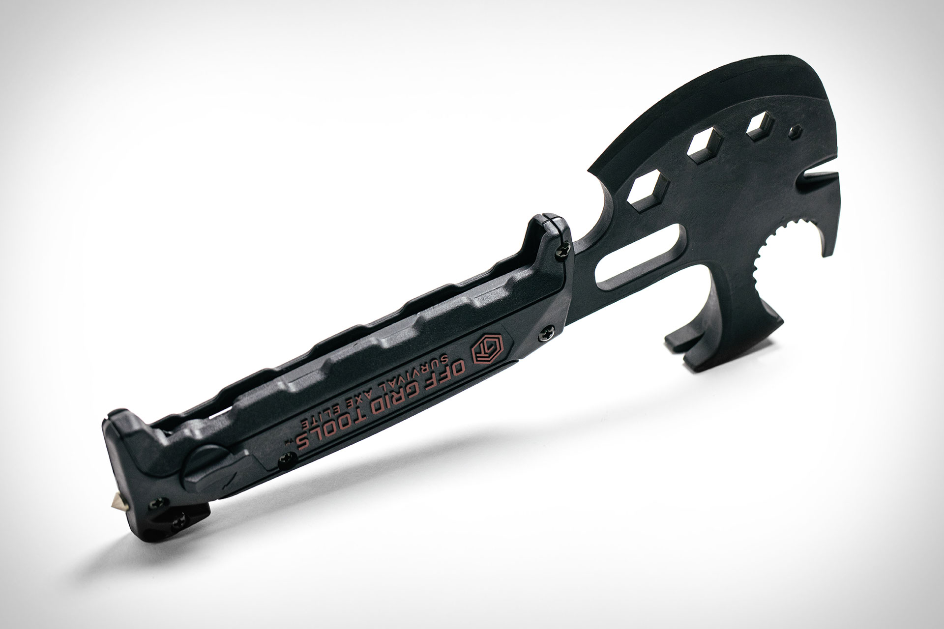 Off Grid Survival Axe Elite Uncrate