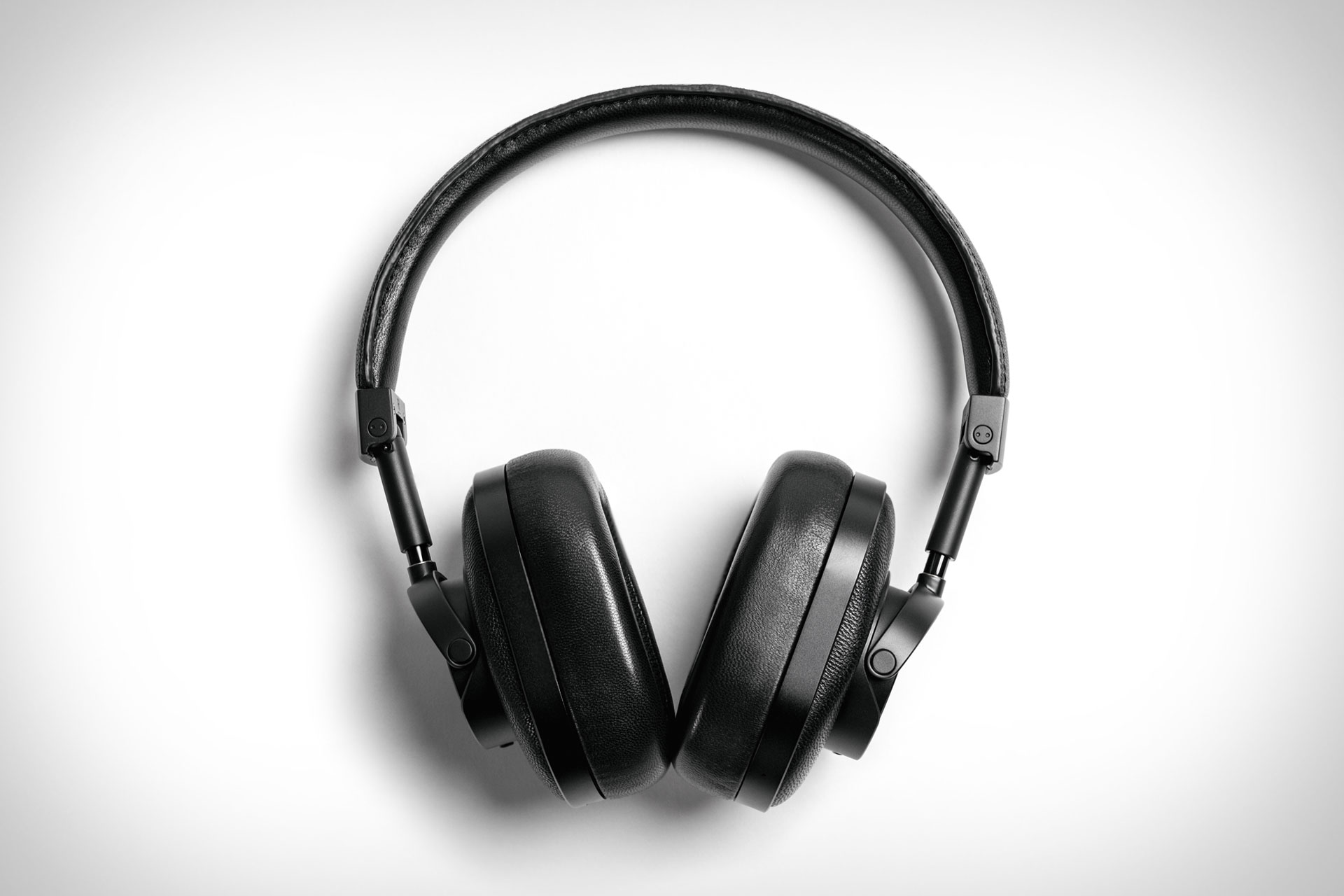 Master & Dynamic MW60 Wireless Headphones | Uncrate