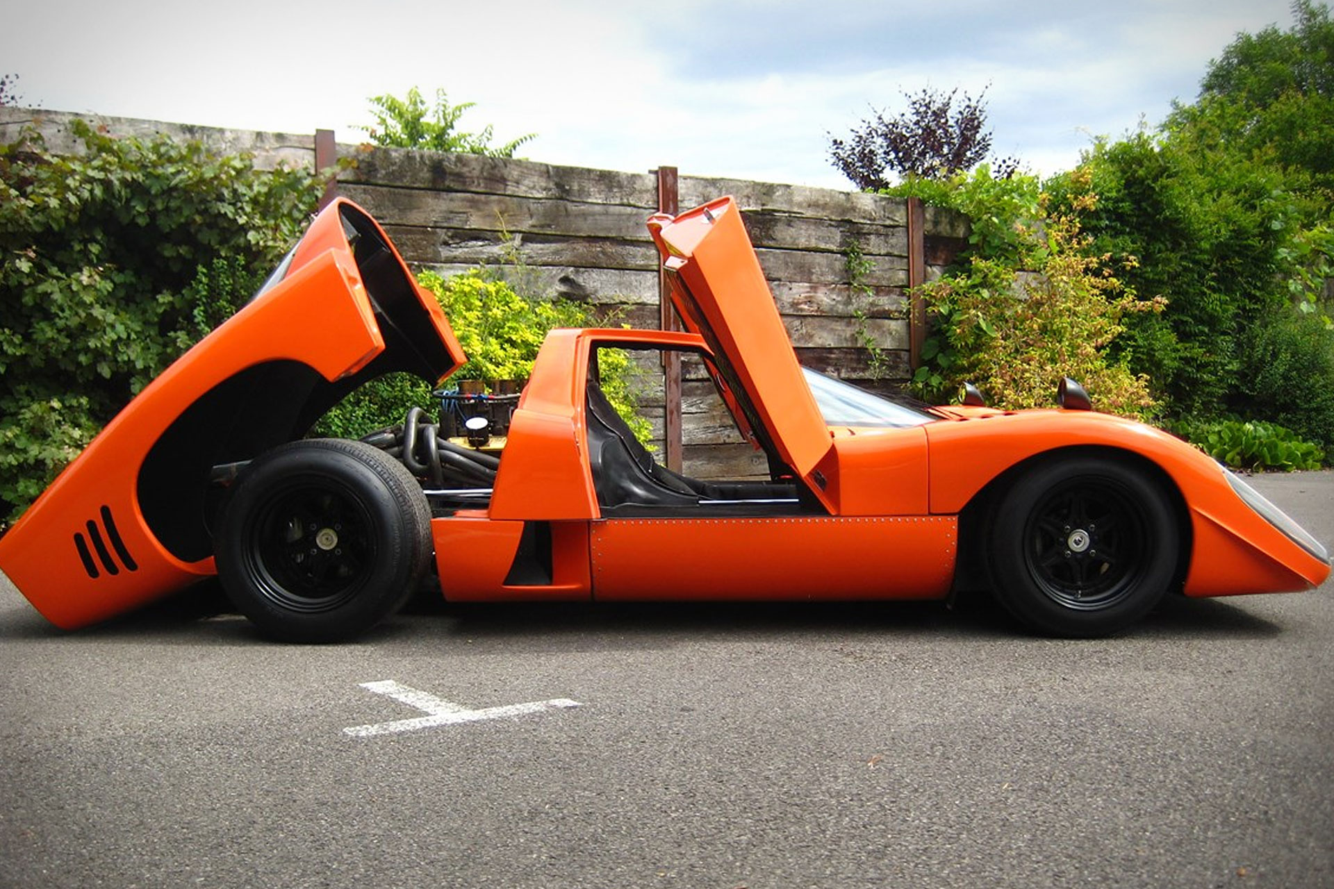 MCLAREN m6gt