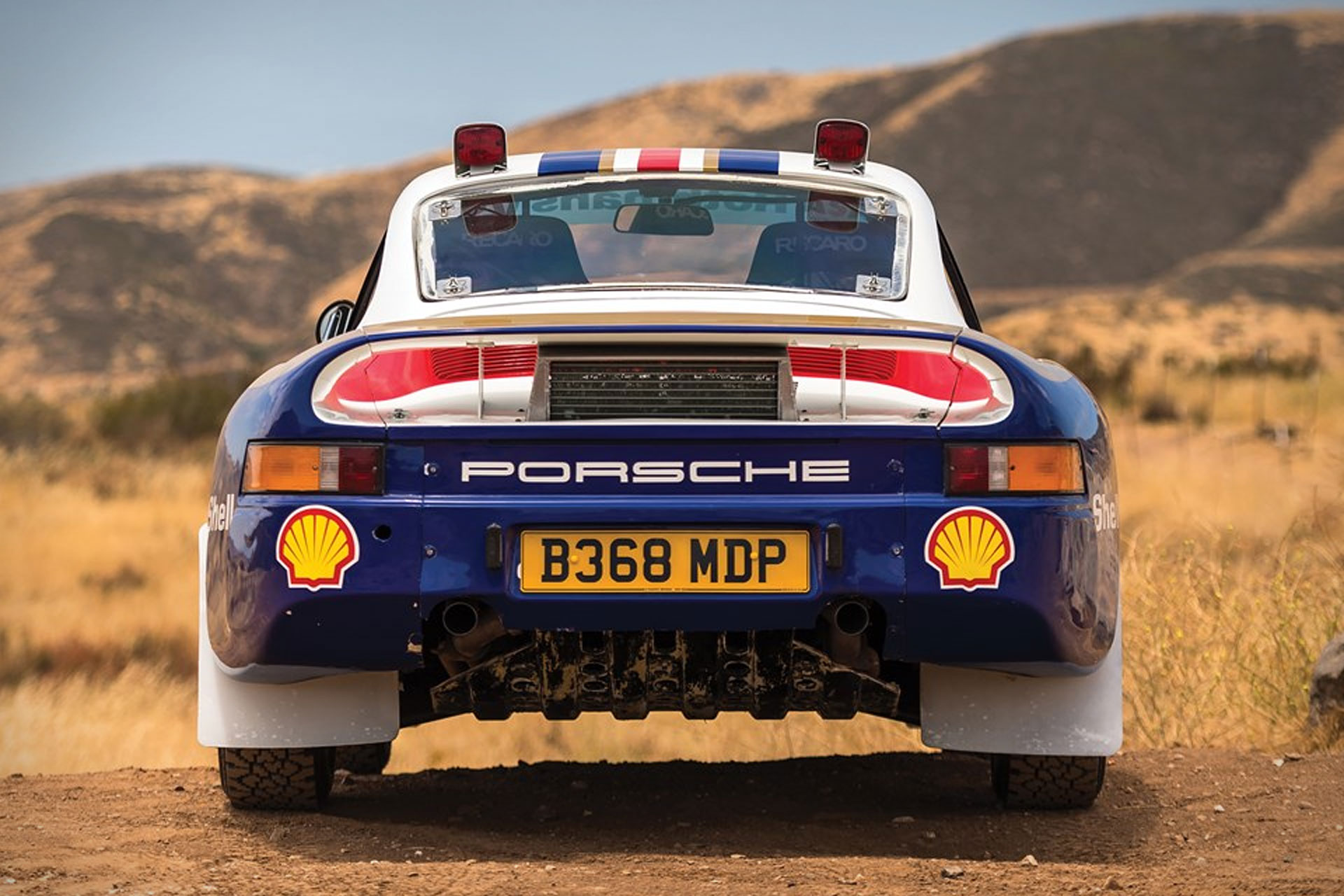 1985年型 ポルシェ 959 パリ-ダカール・ラリーカー | Uncrate 1985年型 ポルシェ 959 パリ-ダカール・ラリーカー | Uncrate
