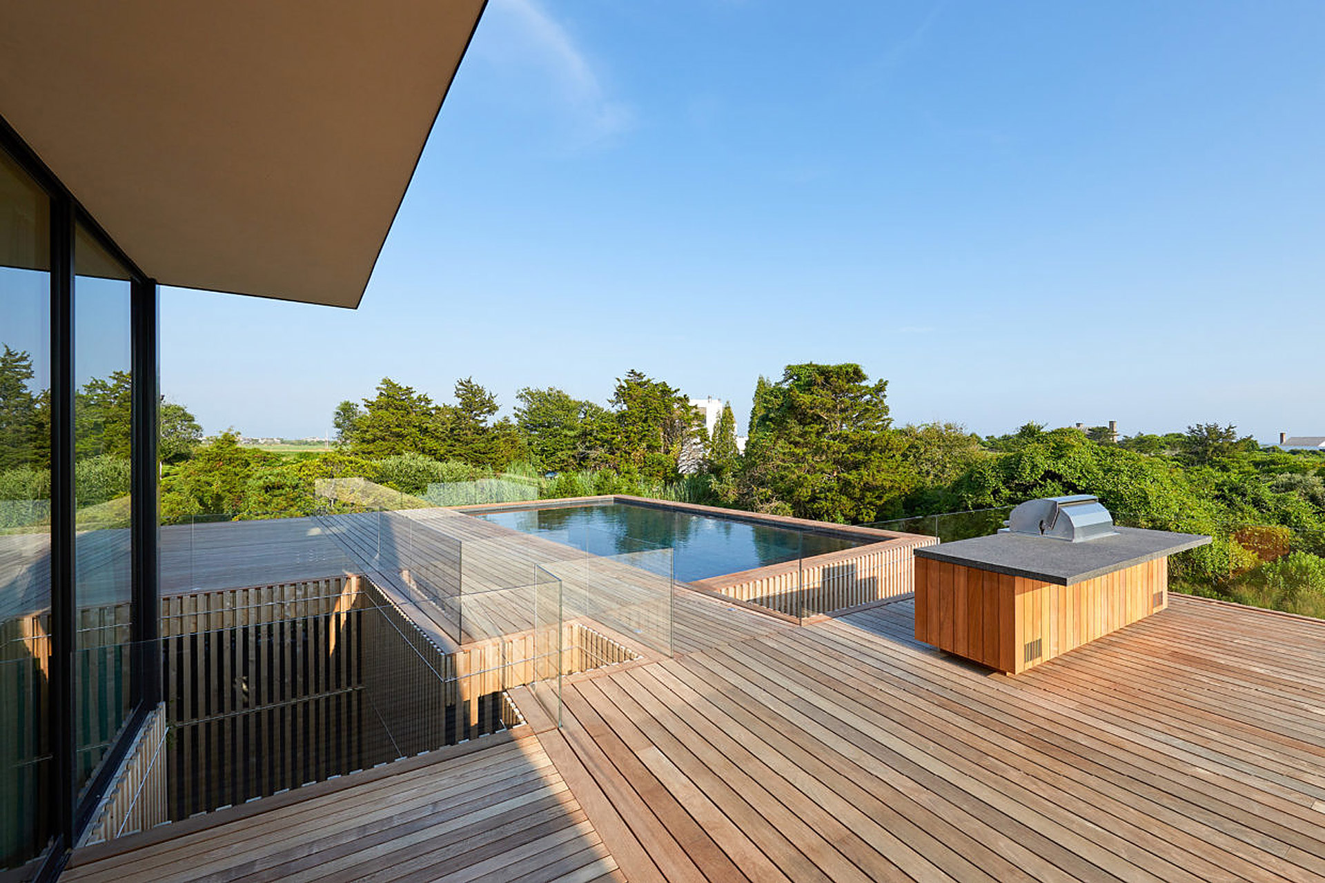 Casa Seascape Lane Uncrate