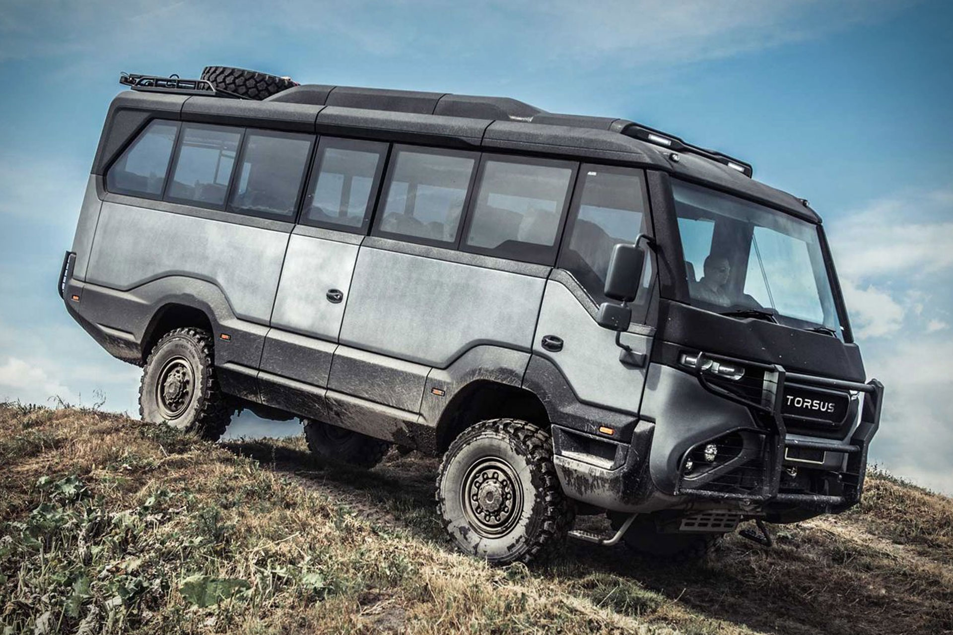 Torsus Praetorian 4×4 Off-Road Bus | Uncrate