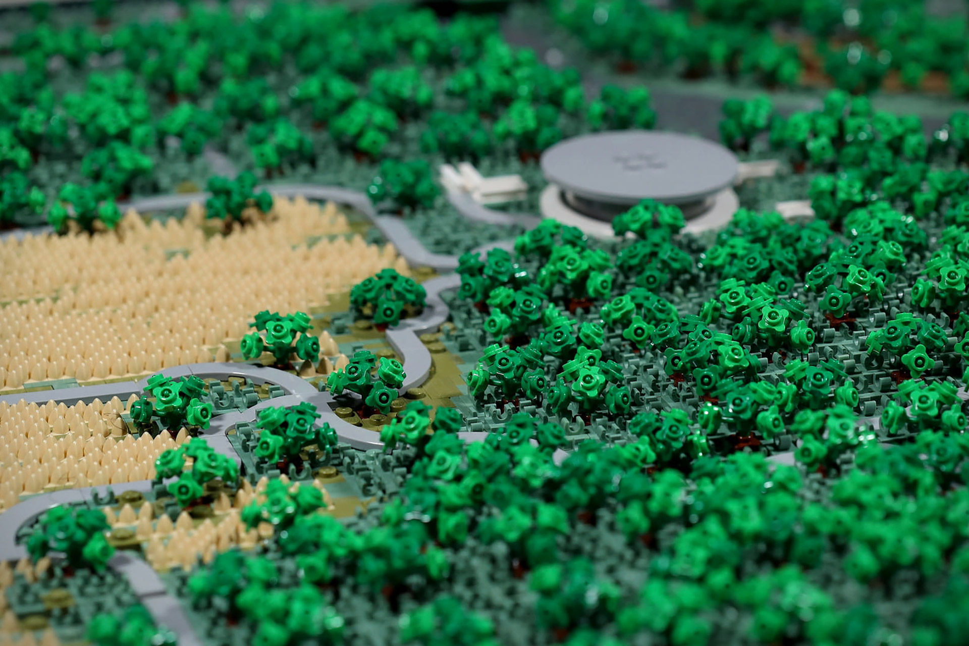 Lego Apple Park | Uncrate