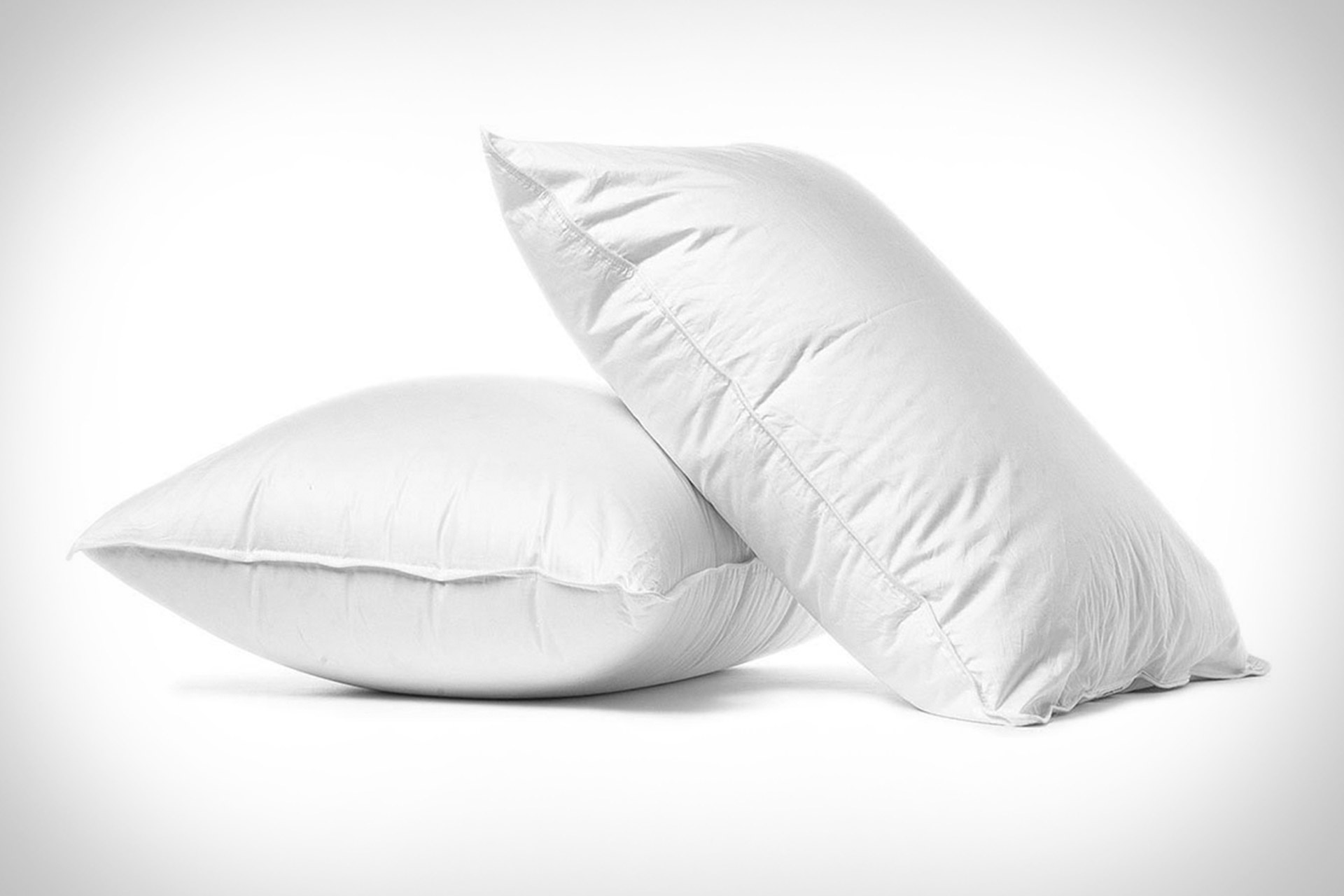 parachute-down-alternative-pillow-uncrate