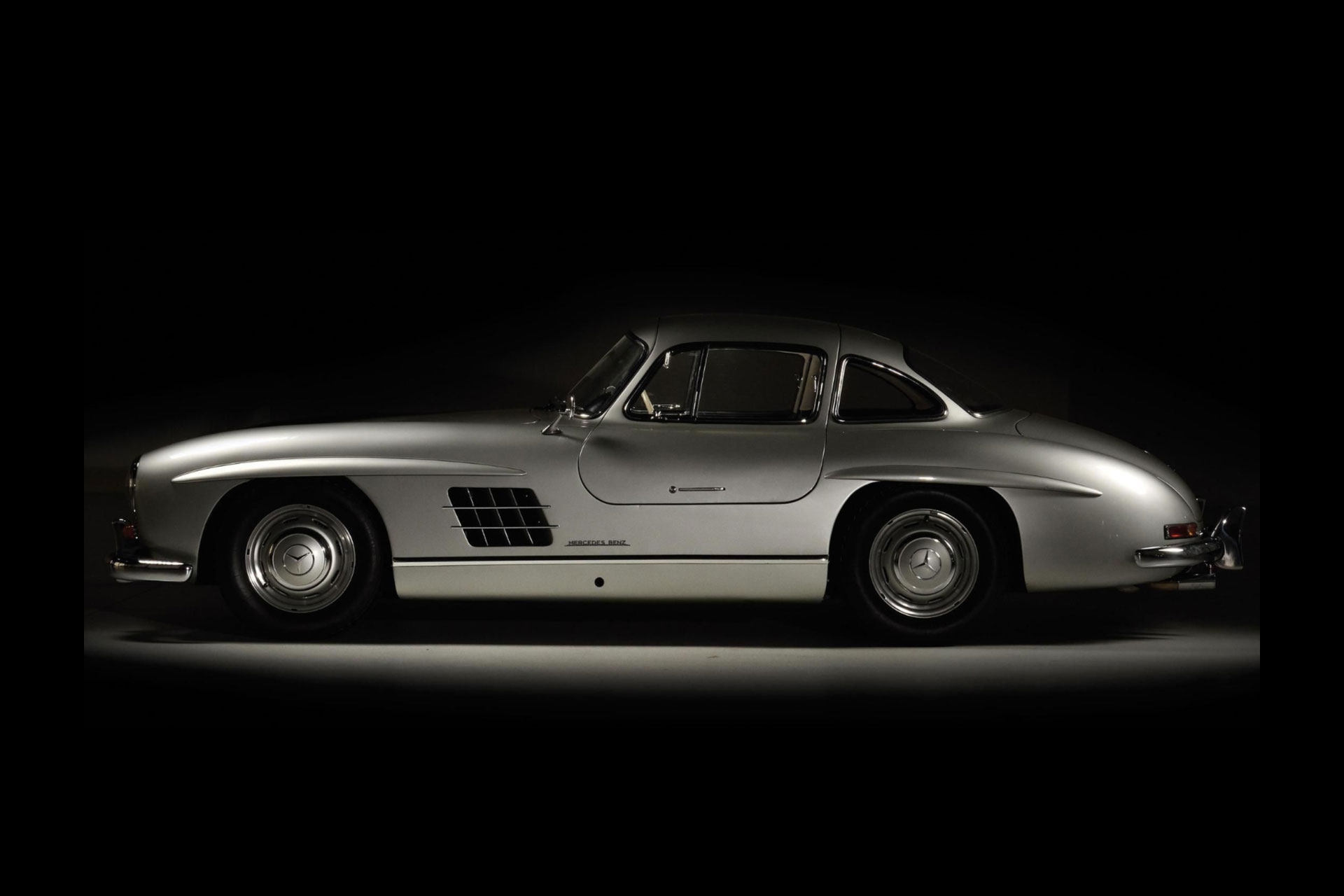 1955 Mercedes-Benz 300 SL Gullwing | Uncrate