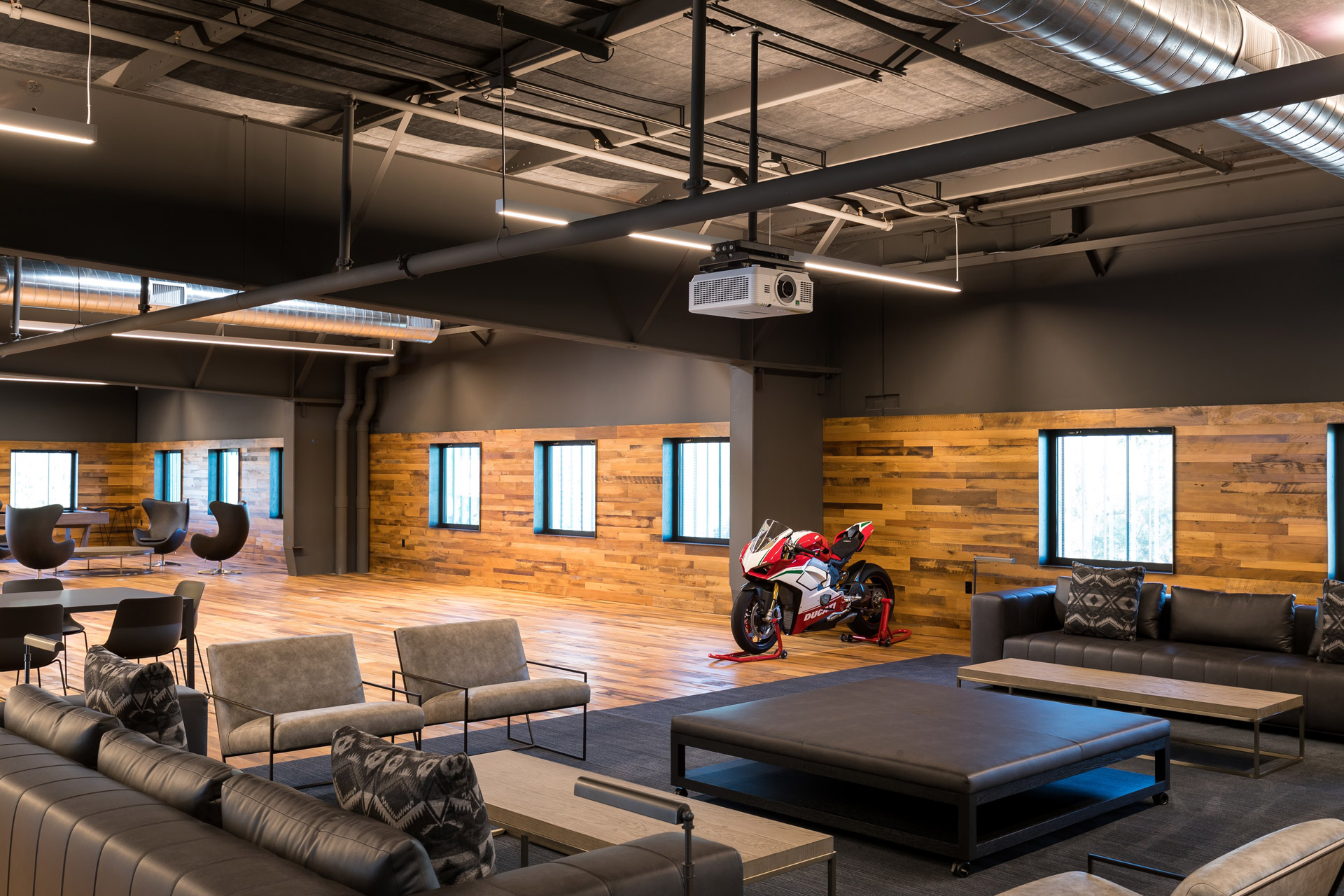 Otto Car Club Uncrate