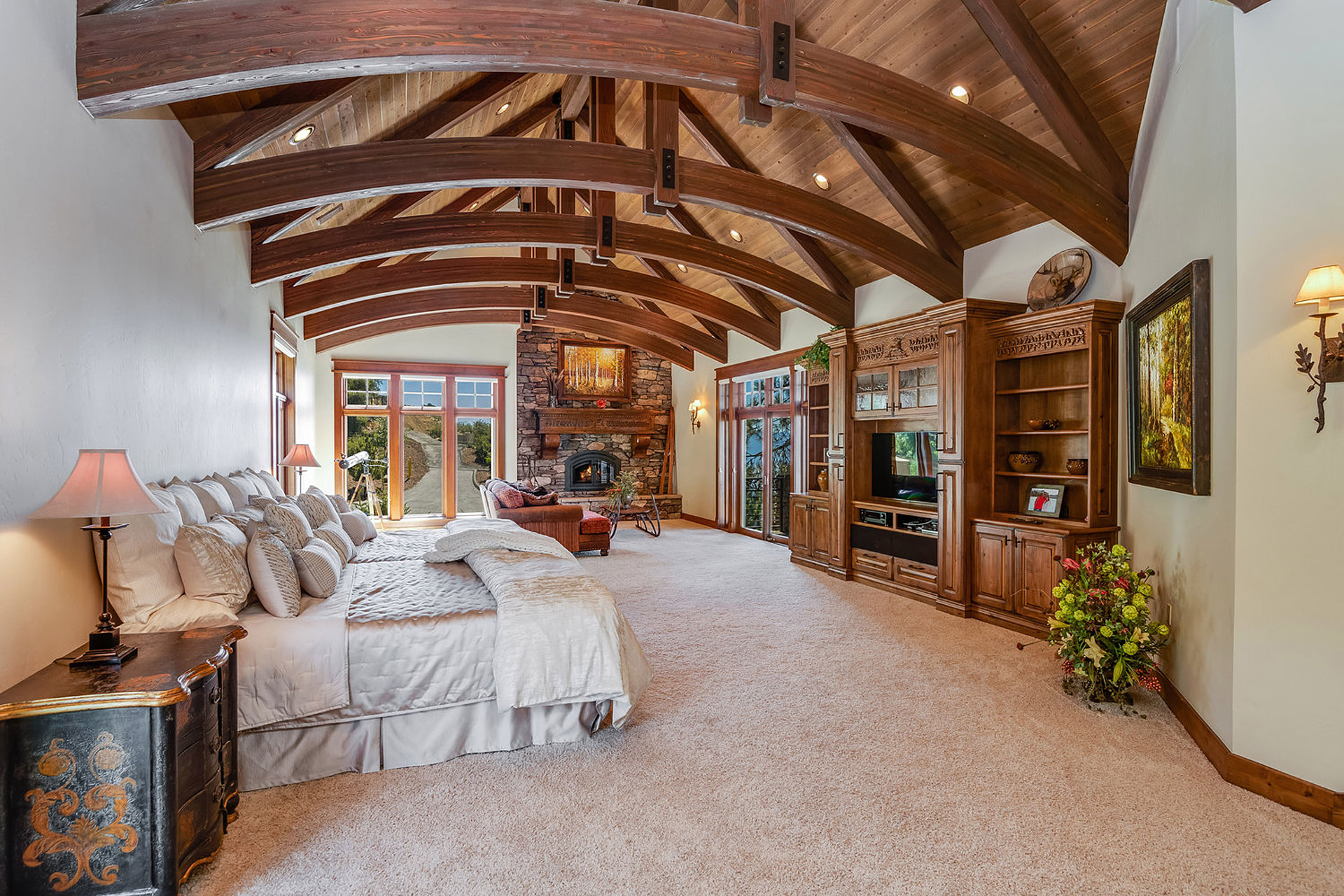 Eagle Crest Mountain Estate Uncrate