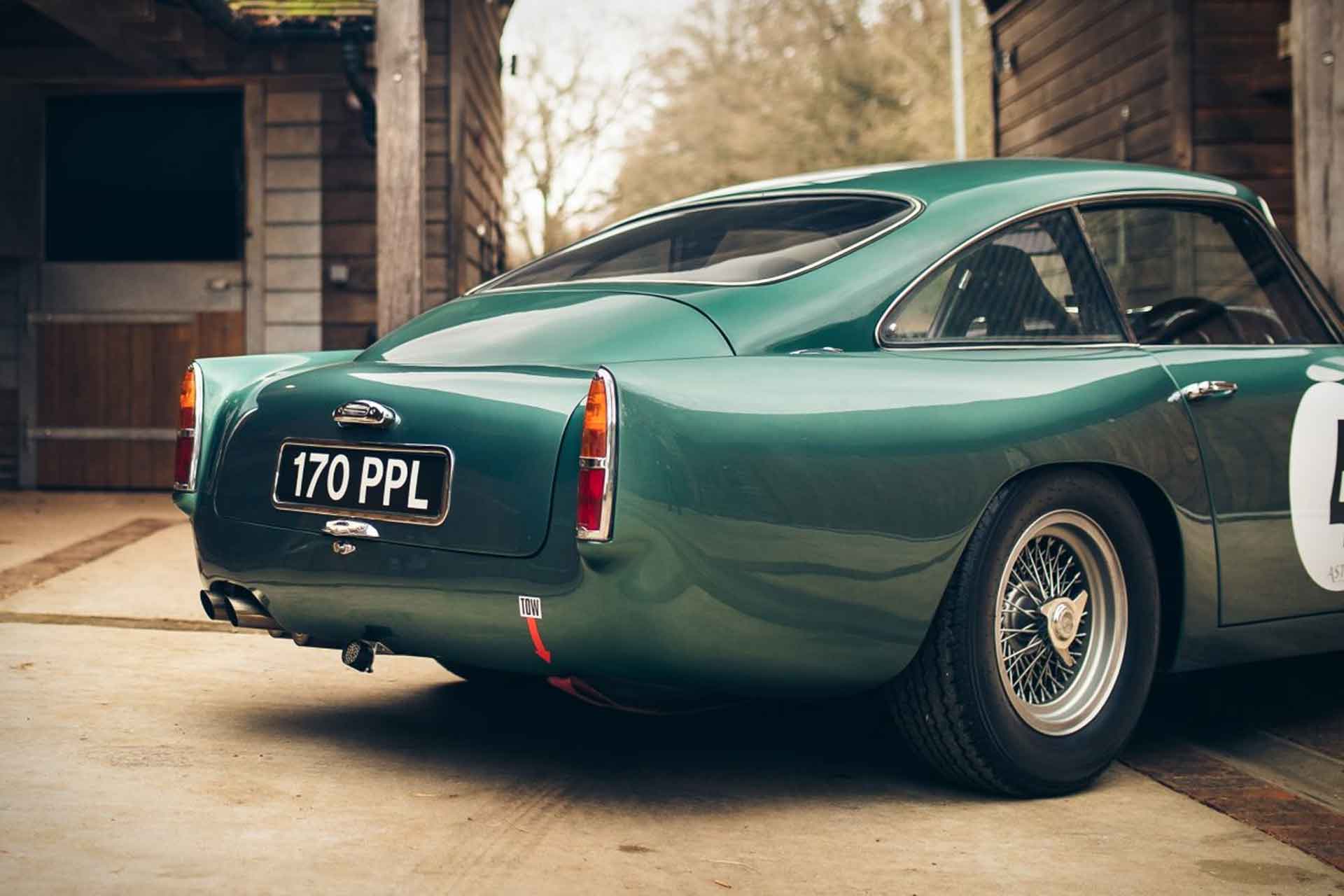 1960 Aston Martin DB4GT Coupe Uncrate