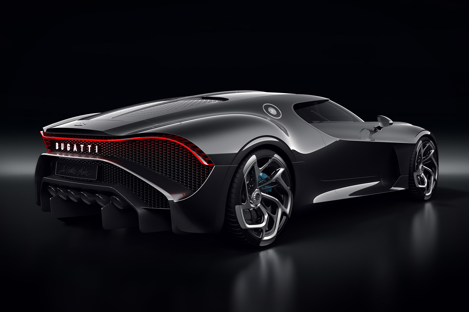 Bugatti la voiture noire кто купил