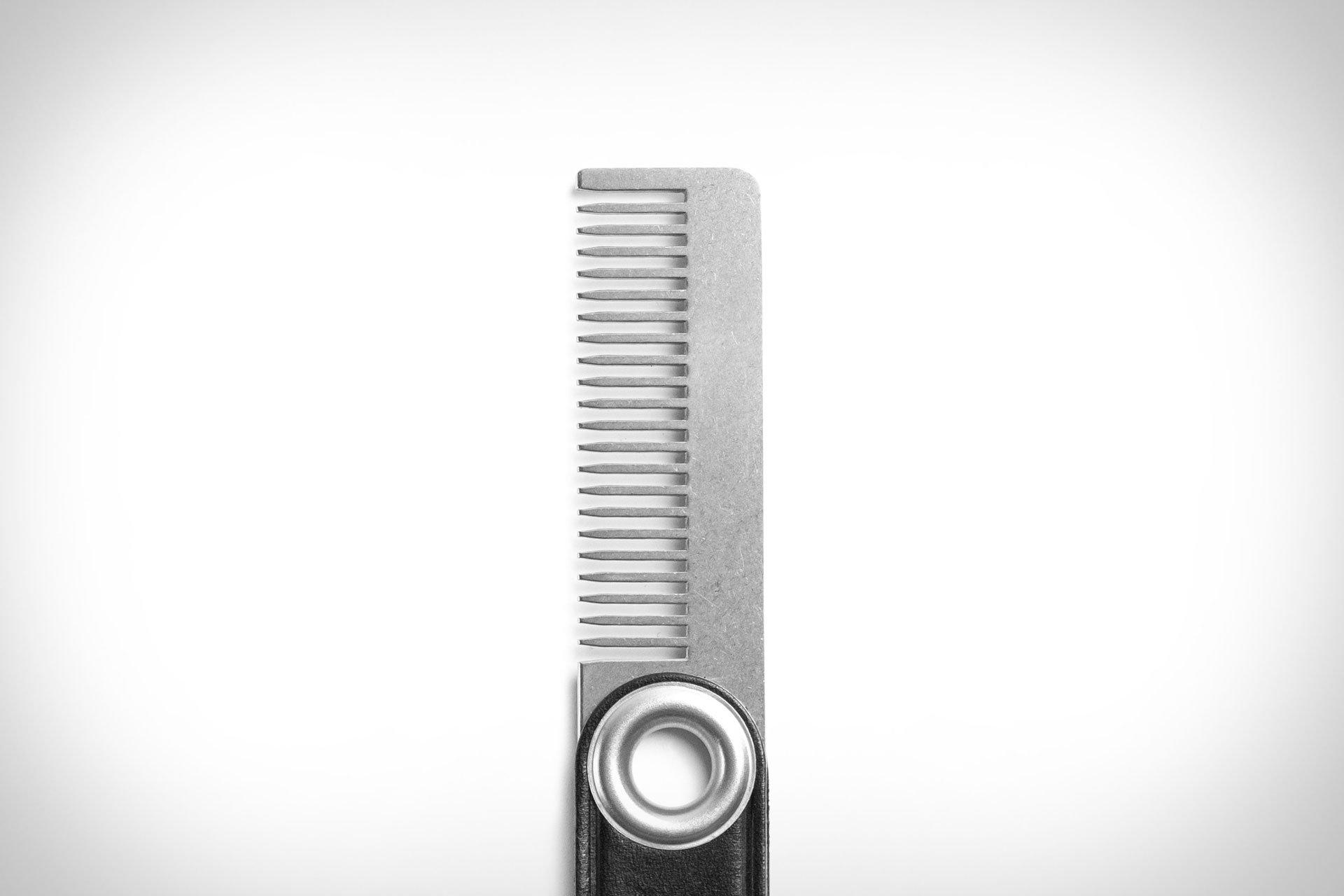 Standard Issue WWII Comb Uncrate