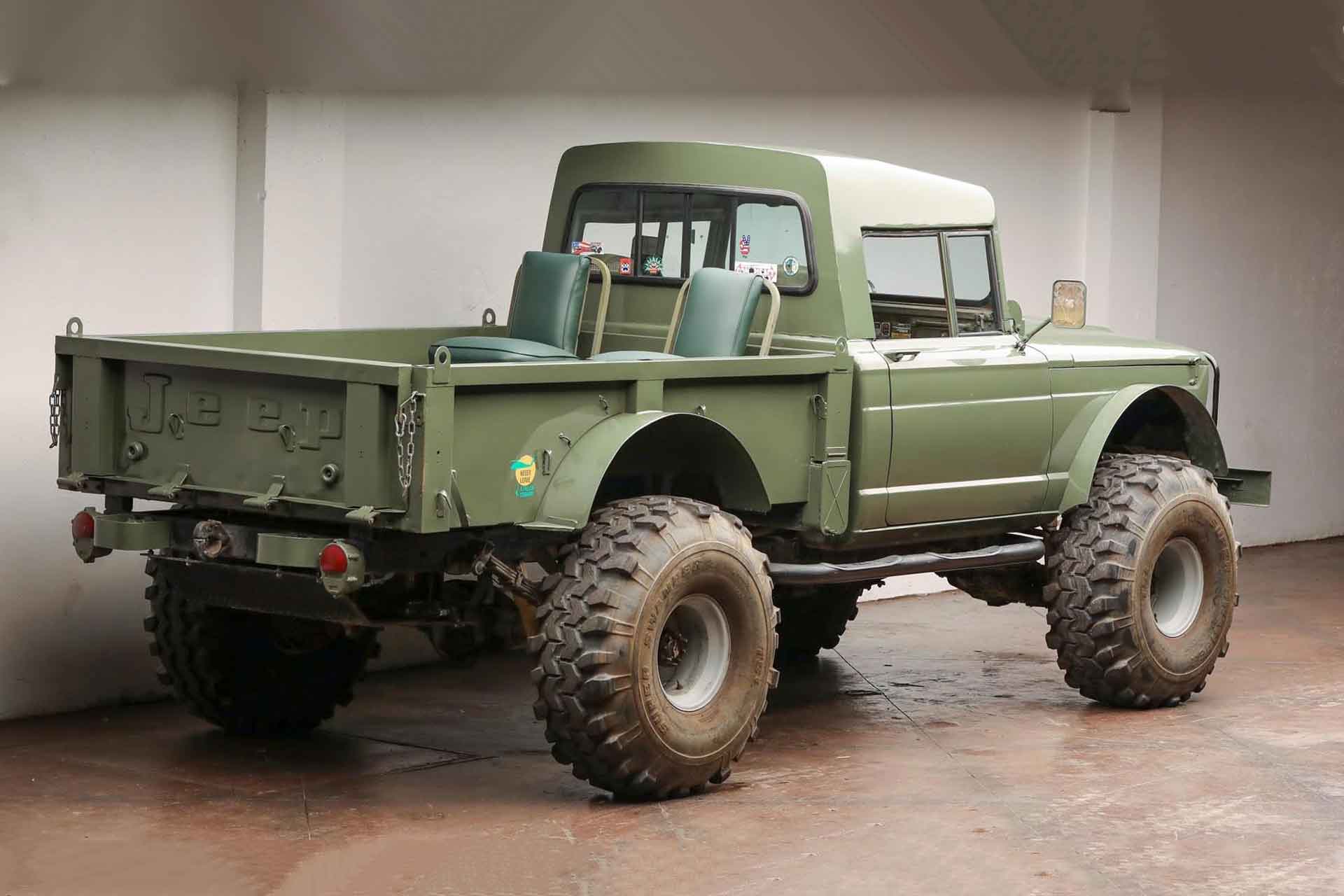 1967 Kaiser Jeep M715 | Uncrate