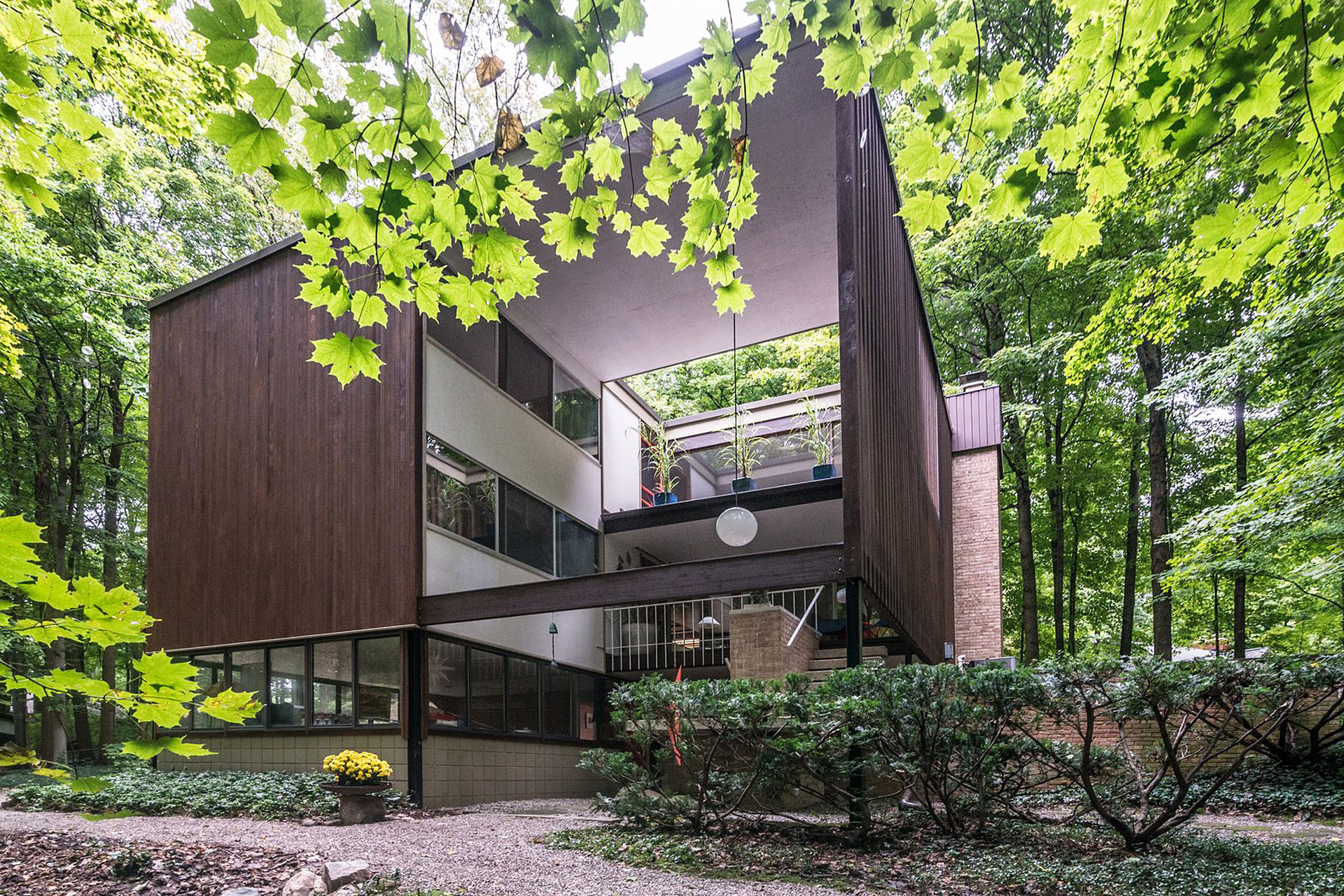 Balogh House Uncrate