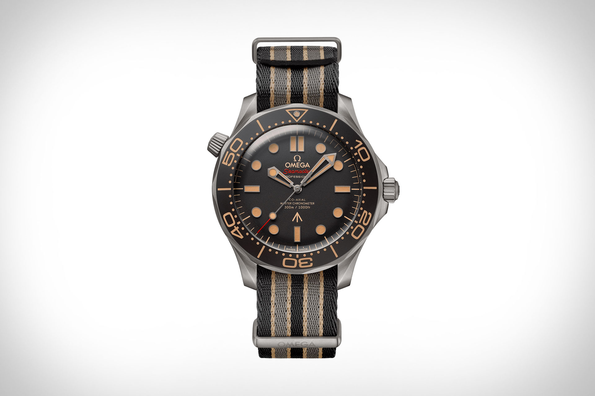 Omega Seamaster Diver 300M 007 Edition 