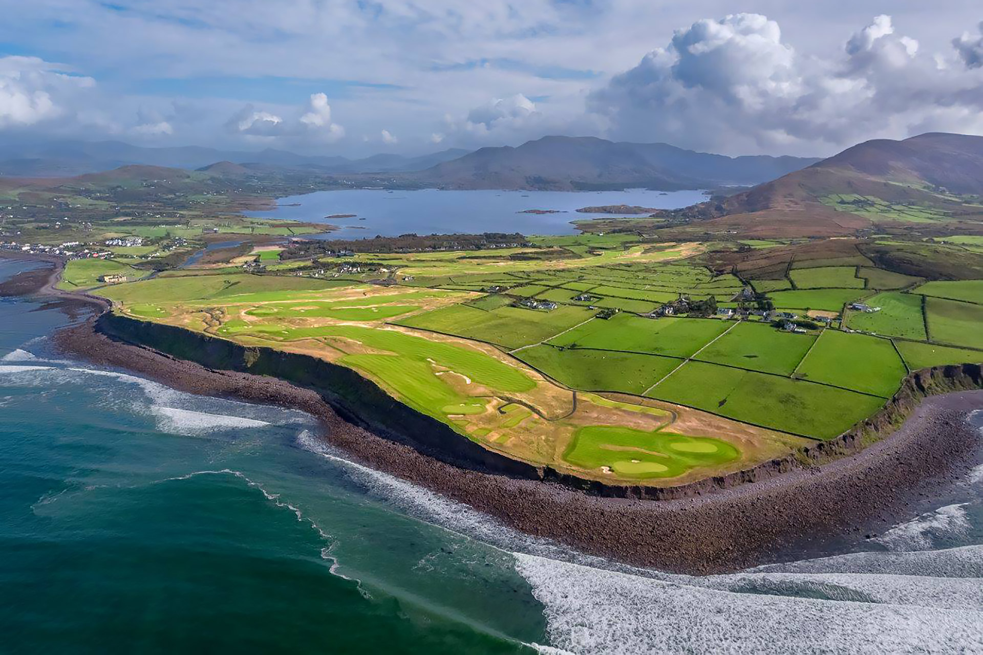 Hogs Head Golf Club Uncrate