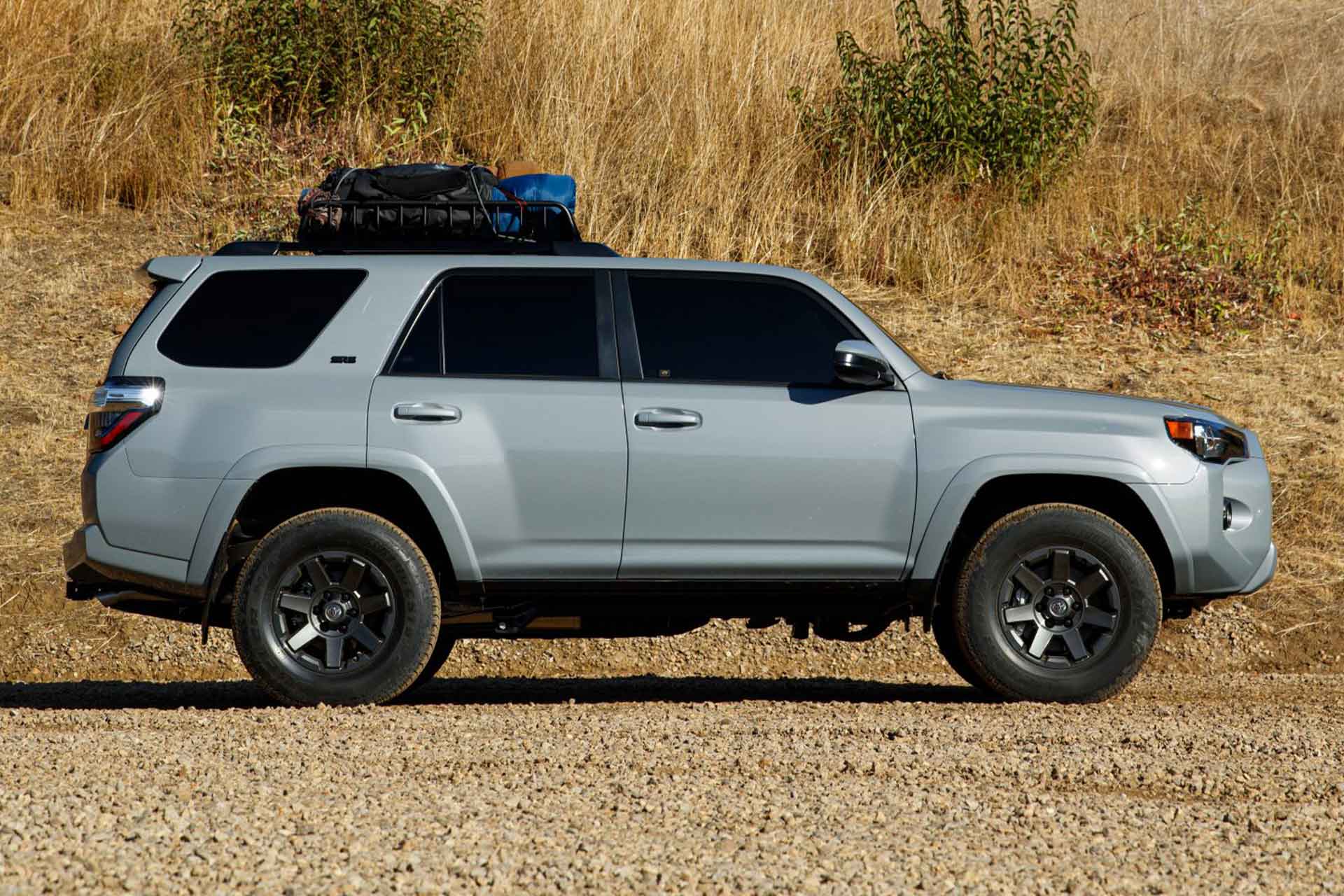 Раннер что это. Toyota 4runner 2021. Toyota Runner 2021. Toyota 4runner 2022. Тойота 4 раннер 2021.