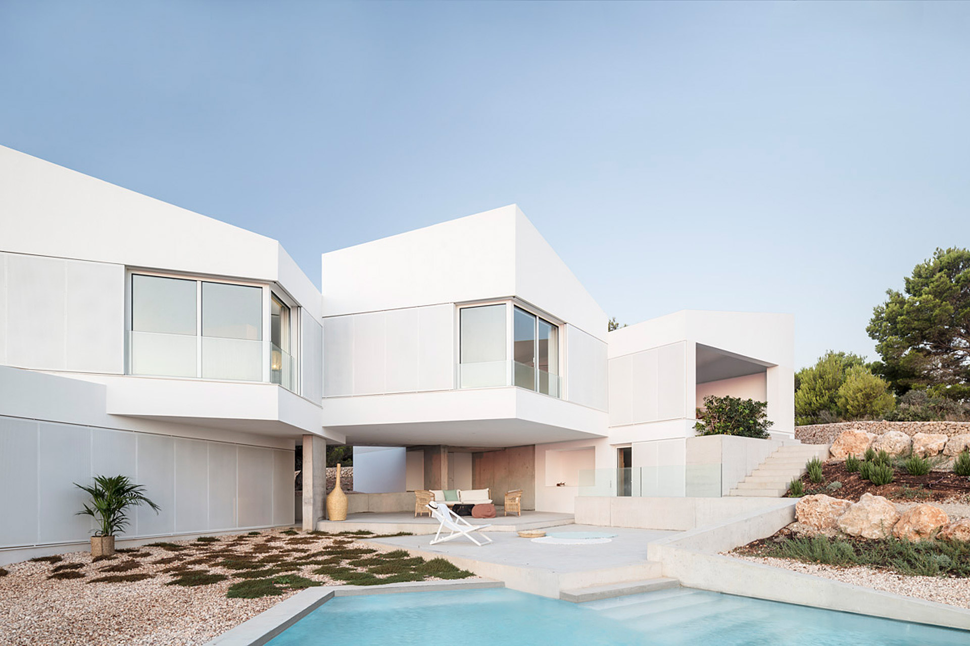 ブリッジハウス Uncrate